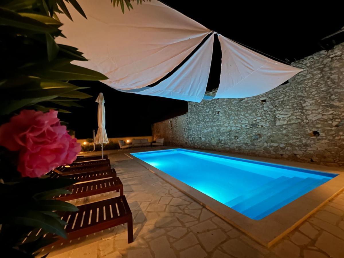 Vila Boutique House Ika With Private Swimming Pool Stankovci  Exteriér fotografie